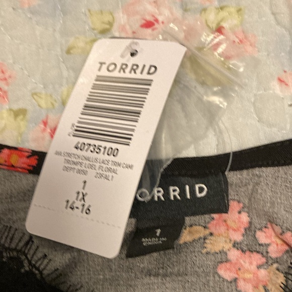Torrid Ava Stretch Challis Shirt NWT - Picture 4 of 4